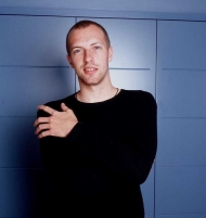 chris - studio shots 2003.JPG