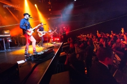 bmw-welt-coldplay-05.jpg