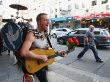 Chris+Martin+Coldplay+Films+Video+Sydney+89kvuS_eFb1x.jpg
