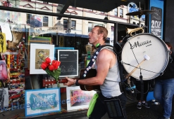 Chris+Martin+Coldplay+Films+Video+Sydney+TxzAexvX0j-x.jpg
