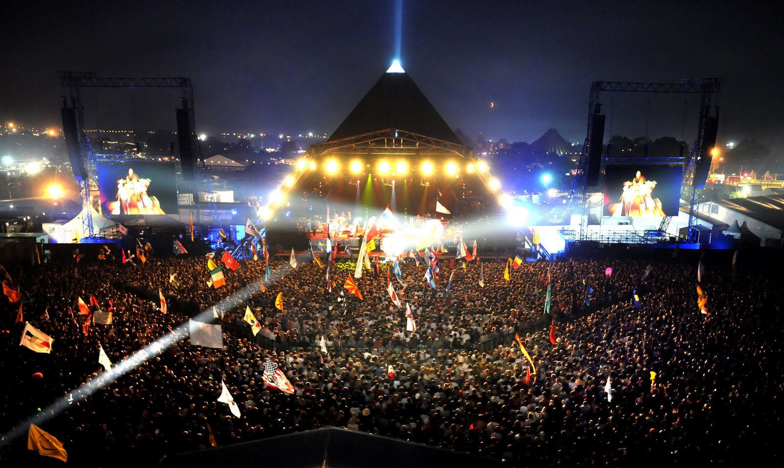 Glastonbury 2011 Pyramid Stage Occult Illuminati