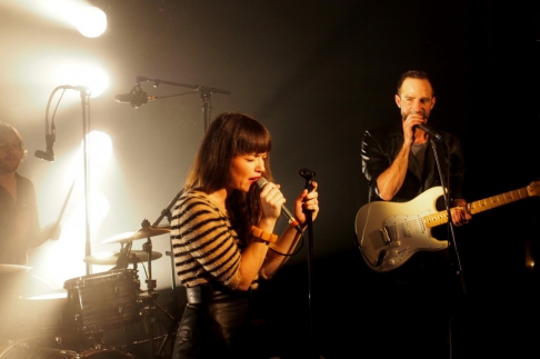 Cindy-Callede-groupe-Pendentif-concert-live- C3 A0-La-Maroquinerie-Paris-Mafia-Douce-album-by-United