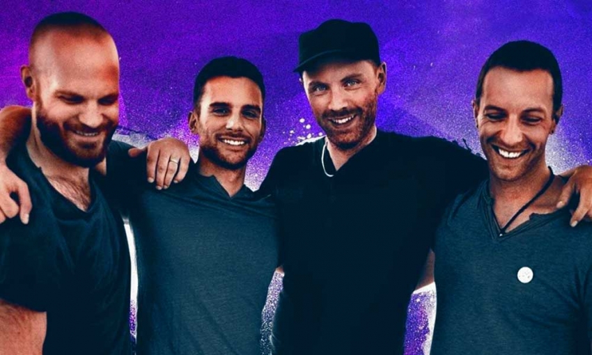 Négociations et sortie du prochain single d'A Head Full Of Dreams